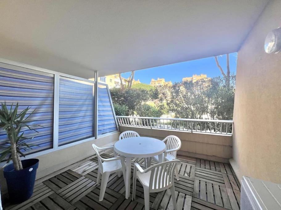 Appartement Port De Hyeres 4 Personnes エクステリア 写真