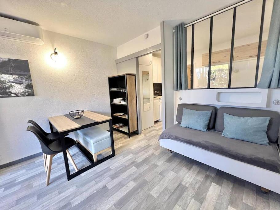 Appartement Port De Hyeres 4 Personnes エクステリア 写真